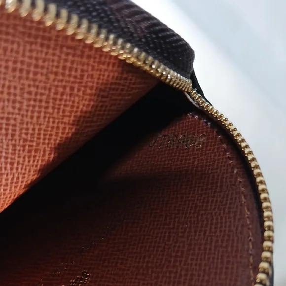 Louis Vuitton x Nigo Duck Coin Card Holder Keychain - Picture 3 of 4